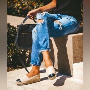 NWT VICI Coco Faux Leather Espadrilles, beige/black, size US 7.5